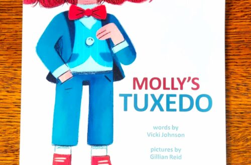Molly’s Tuxedo by Vicki Johnson (Hardcover)